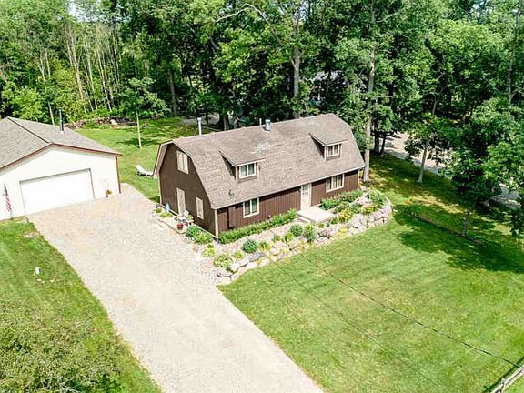 3rd image of 1405 Pratt Dr
