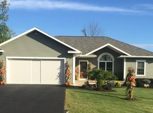 9166 Hayes Rd, Marcy, NY 13403