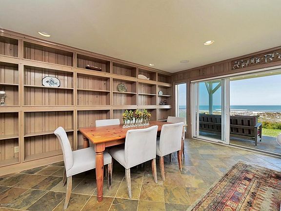 Living and Dining combo