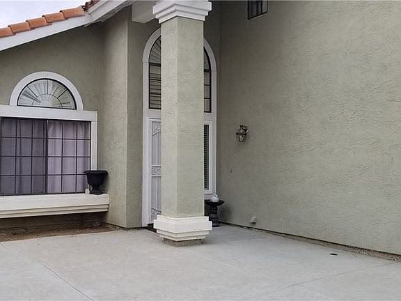 3rd image of 39865 Castile Ave
