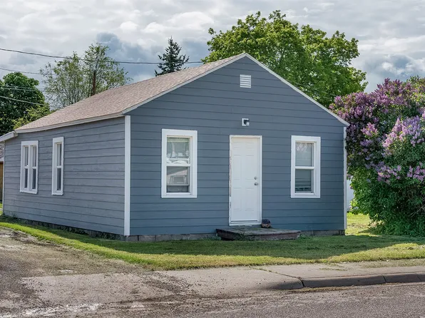 705 3rd St W, Polson, MT 59860