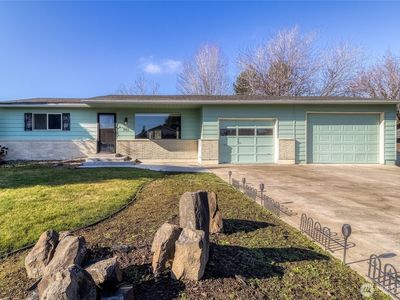 365 SE Highland Park Drive, College Place, WA, 99324