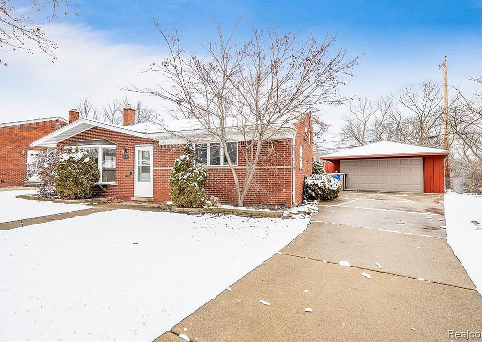 8036 Whitefield St, Dearborn Heights, MI 48127 Zillow
