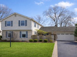 2629 Illinois Rd, Northbrook, IL 60062