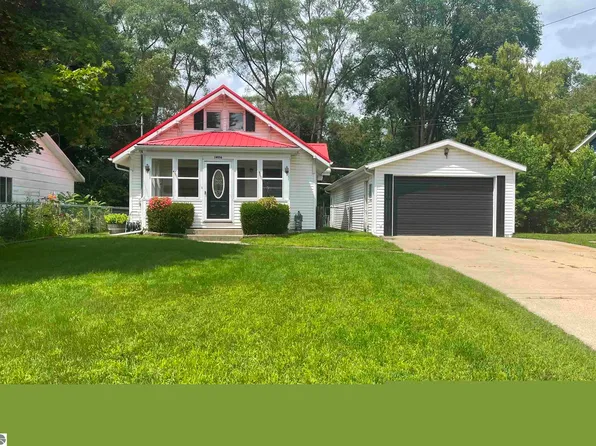 1406 Burch St, Mount Pleasant, MI 48858