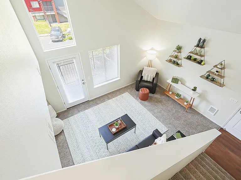 3225 Kinsrow Ave - WEB-40 (1)