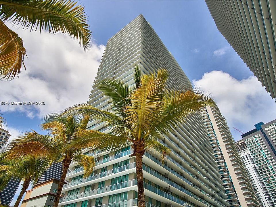 1st image of 1111 SW 1st Ave APT 1824
