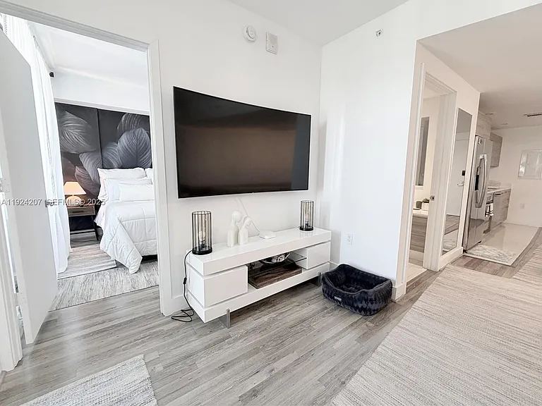 121 NE 34th St #3014 — Photo 48