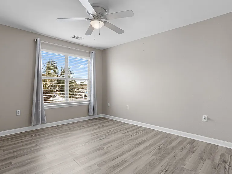 2421 Beachview Dr #H06 — Photo 18