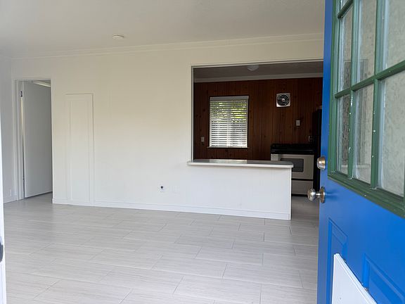 3rd image of 3816 Lasuen Dr