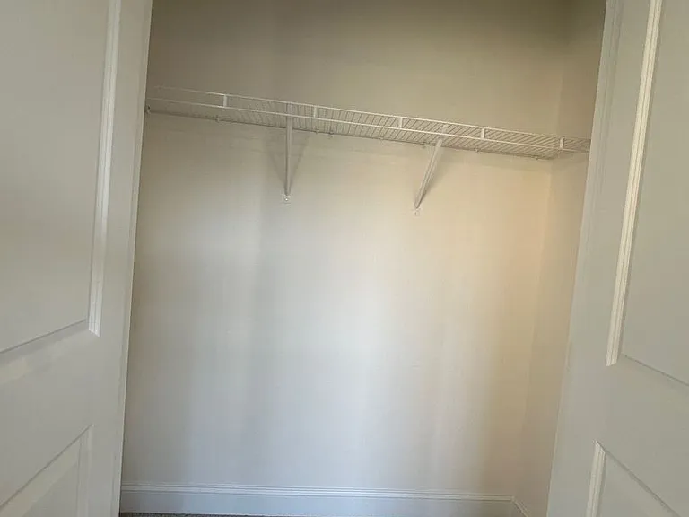 4008 Rothwood Ln — Photo 17
