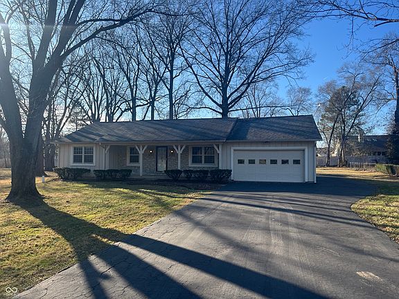 2nd image of 10020 Holaday Dr