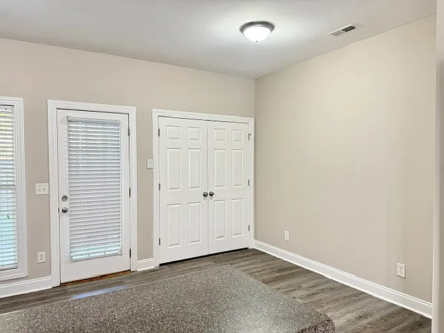 2176 Broad Dr — Photo 6