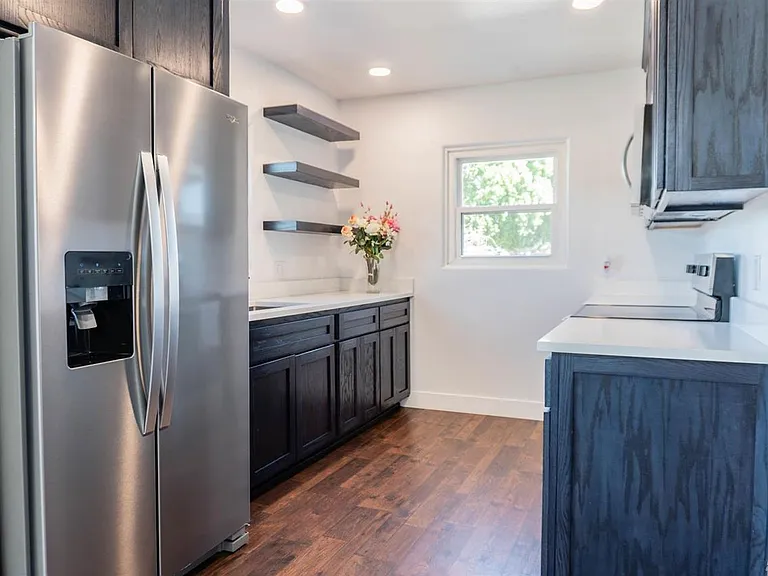 137 N Magnolia Ave — Photo 9