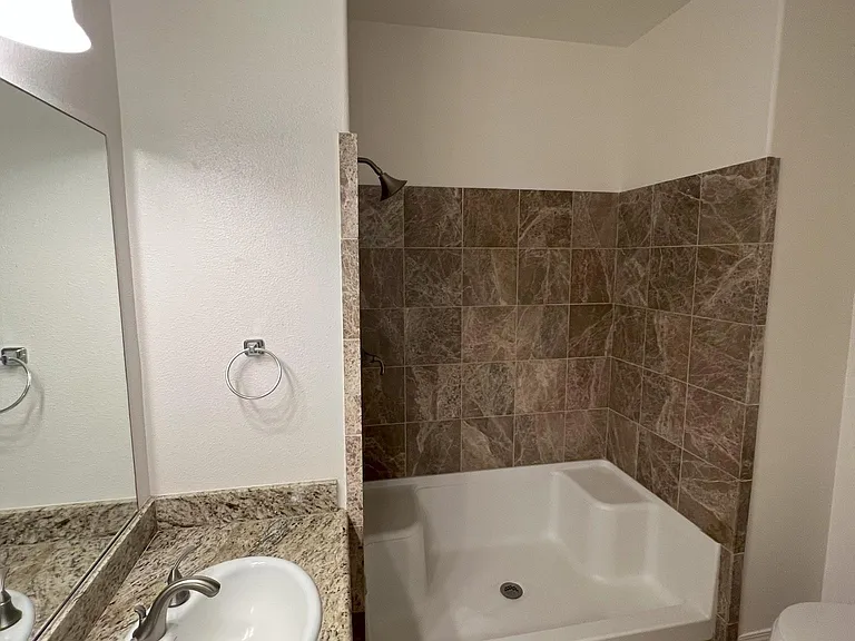 73-1106 Nuuanu Pl #H-102 — Photo 5