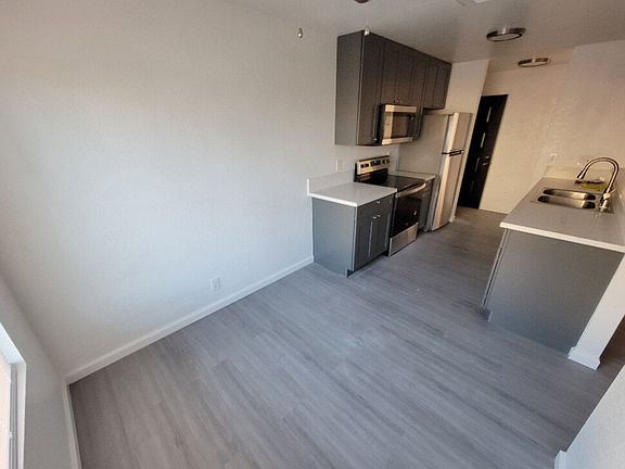 4th image of 2771 Mountain Vista St APT B