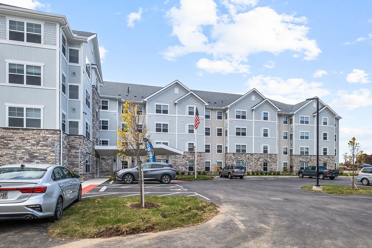 Building Photo - Salem Village