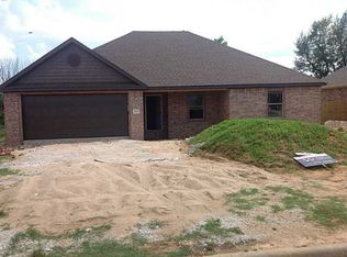 1527 Bridgeboro Ave, Springdale, AR 72764