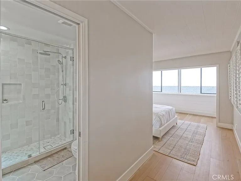 320 Marine Ave — Photo 47