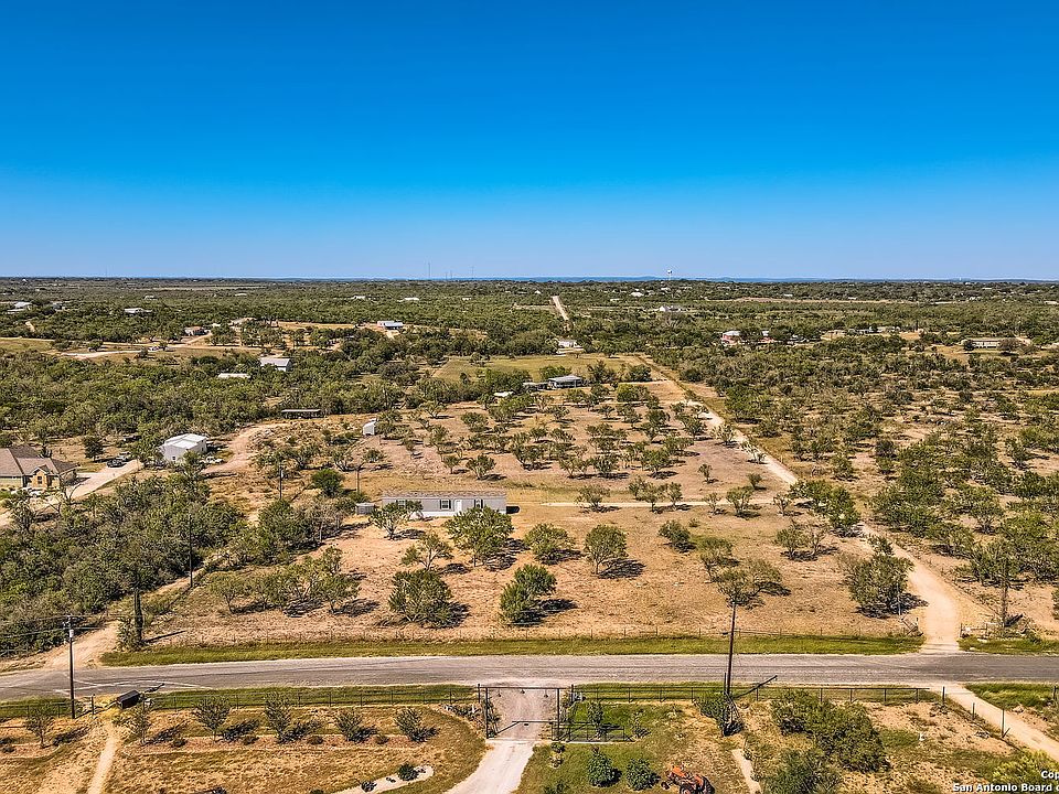 1st image of 575 County Road 5780