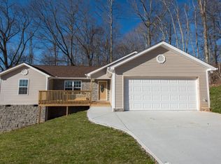 209 Owen Moore Dr, Maynardville, TN 37807