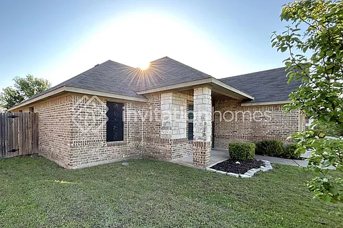 1206 Woodside Ln Photo 1 1206 Woodside Ln Photo 1