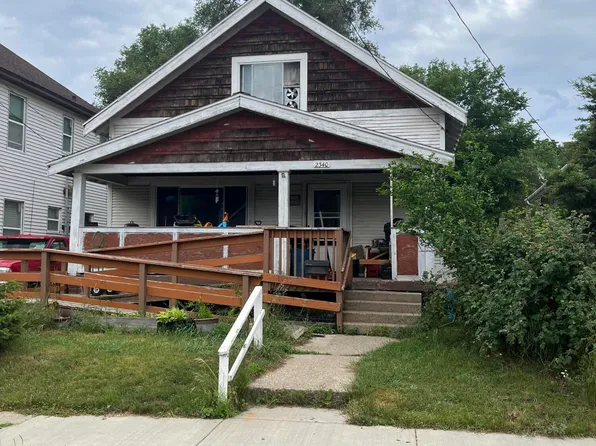 2340 McKee Ave SW, Grand Rapids, MI 49503