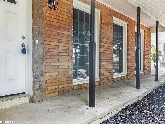 4th image of 505 Aurelia Lynn Dr