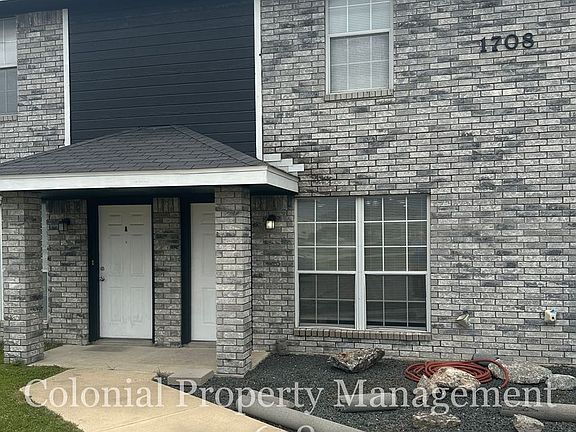 2nd image of 1708 Kylie Cir APT B