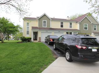 770 Spyglass Hill Ct, Elgin, IL 60123