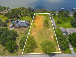 S Lake Reedy Blvd, Frostproof, FL 33843