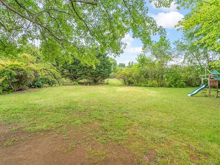11707 S Williamsburg Dr — Photo 22