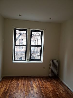 3rd image of 662 E 21st St APT B3