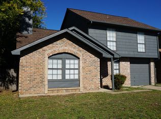 6731 Dandelion Dr, Fort Worth, TX 76137