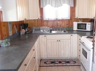 38 Pequot Rd, Ringwood, NJ 07456