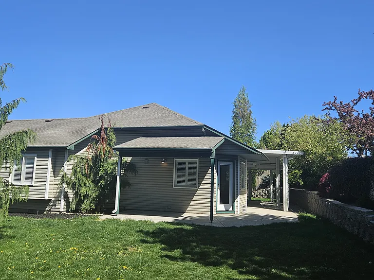 13845 W Hartford Dr — Photo 17