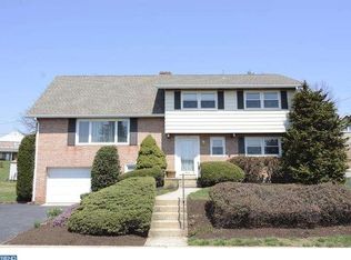1203 Independence Dr, Reading, PA 19609