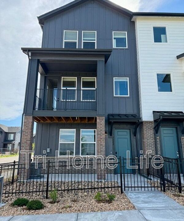 1st image of 7022 Doncaster Ct