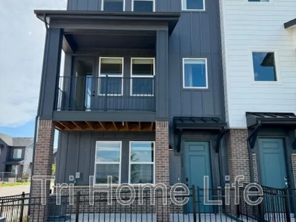 7022 Doncaster Ct, Castle Pines, CO 80108