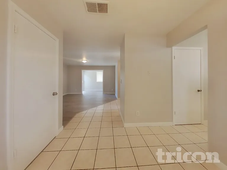 103 Dunedin Dr — Photo 6