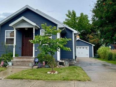 136 S 2nd St, Rogers City, MI, 49779