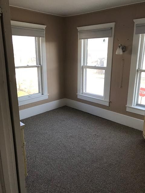 1st image of 318 N Wooster Ave