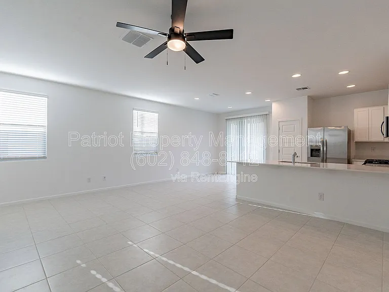 3236 W Caleb Rd — Photo 9
