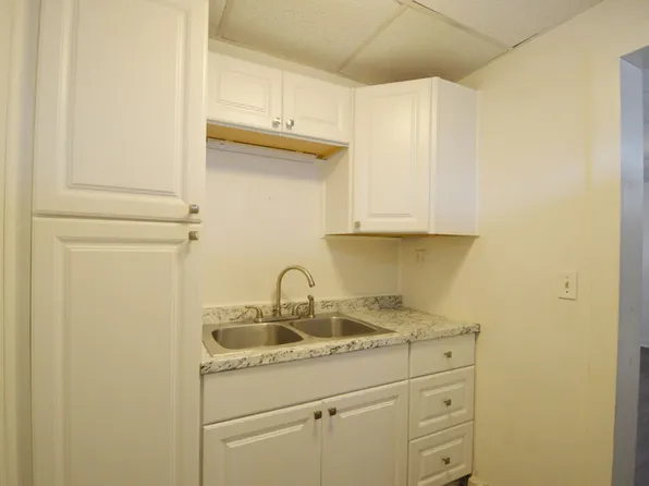 191 Main Street, 191 Main St APT 1, Gardner, MA 01440