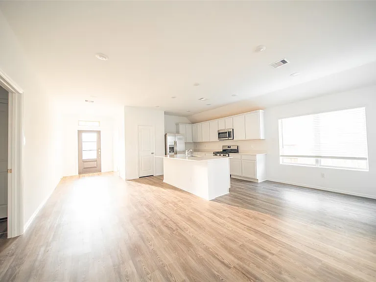 2611 Olivine Stone Dr — Photo 11