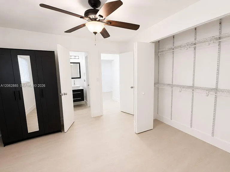 2829 SW 32nd Ct #2 — Photo 24