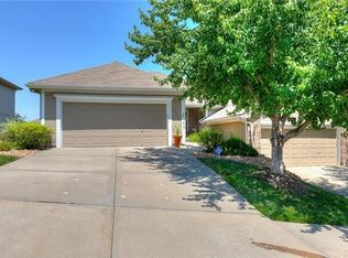 3304 NW 67th St, Kansas City, MO 64151