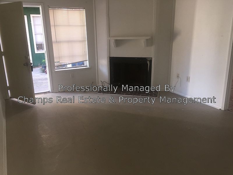 2nd image of 105 Limoges St APT C
