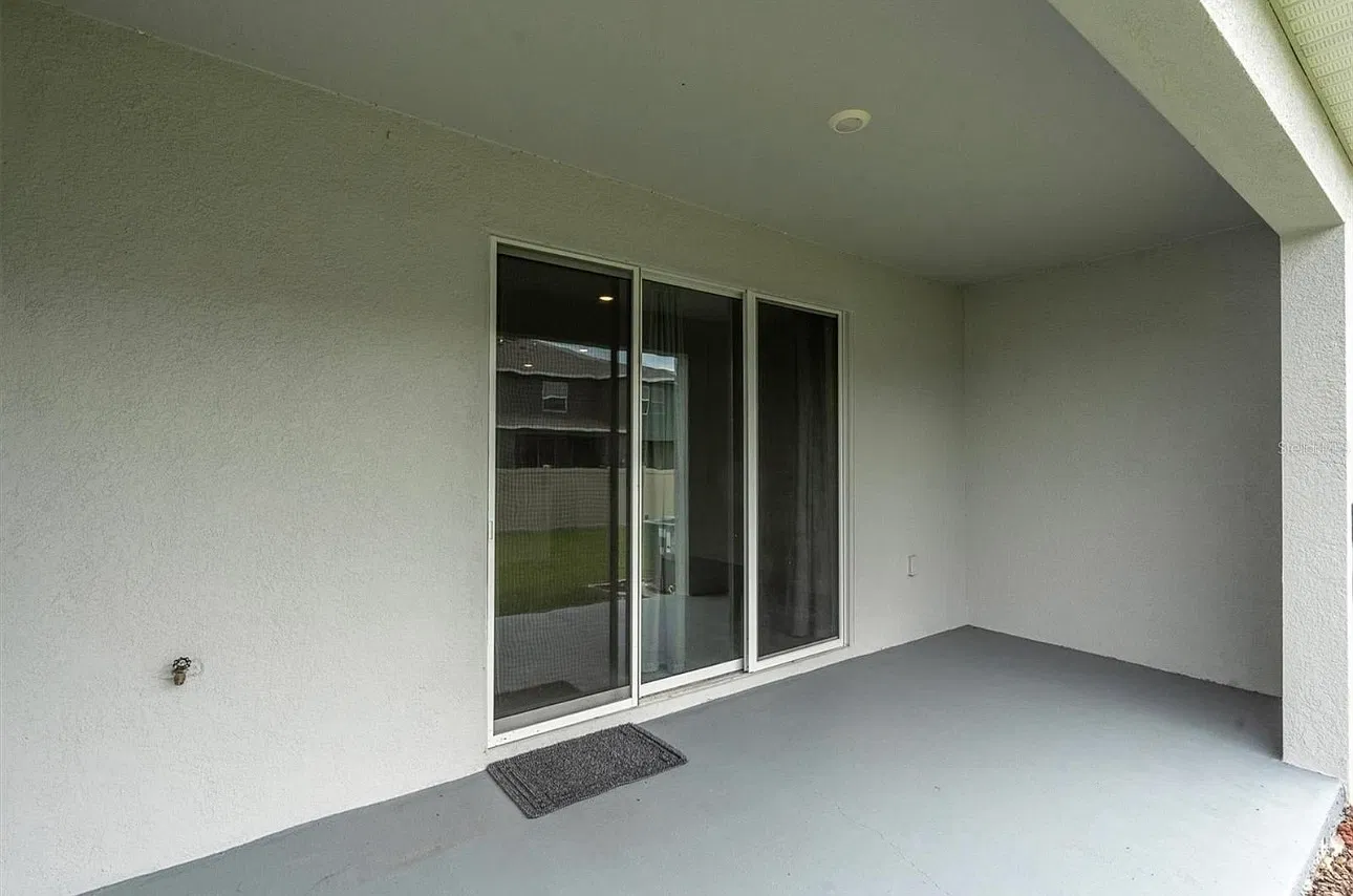 Frosted Clover Way, Wesley Chapel — Photo 4