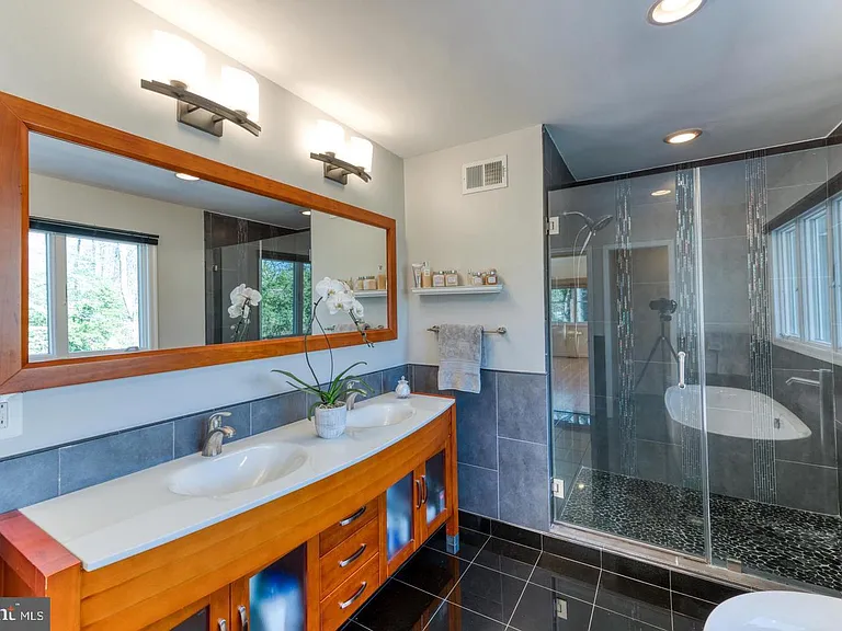 5151 Piedmont Pl — Photo 22